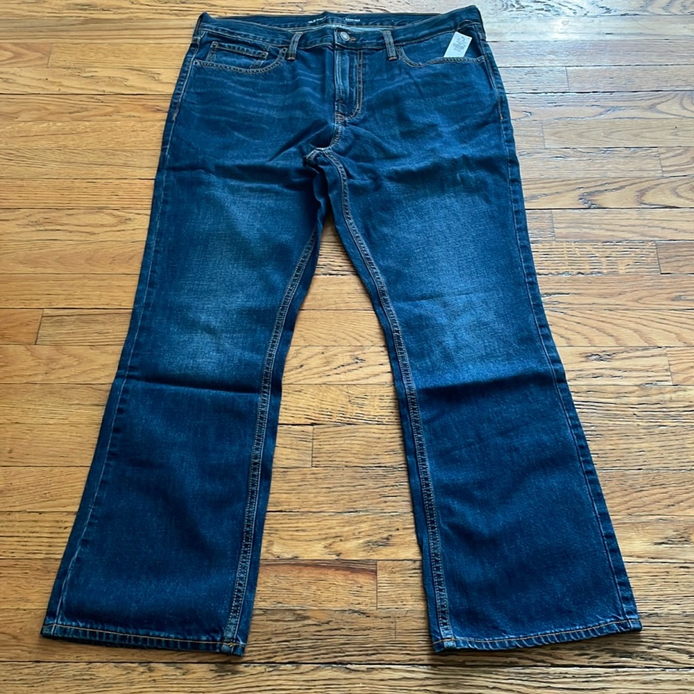 NWT Mens Boot Cut Built-In -Tough Jeans 36-30